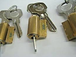 Yale YWR5CYL-KNBUS3 Keyed Cylinder For All Other Knobsets Weiser  Us3 Ka5 - Sold Separately